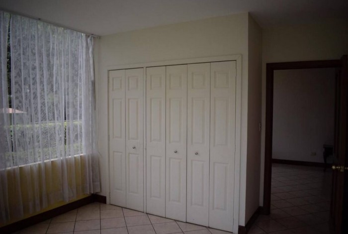 Alquiler Apartamento Amueblado zona 10 Guatemala - Miniatura 12