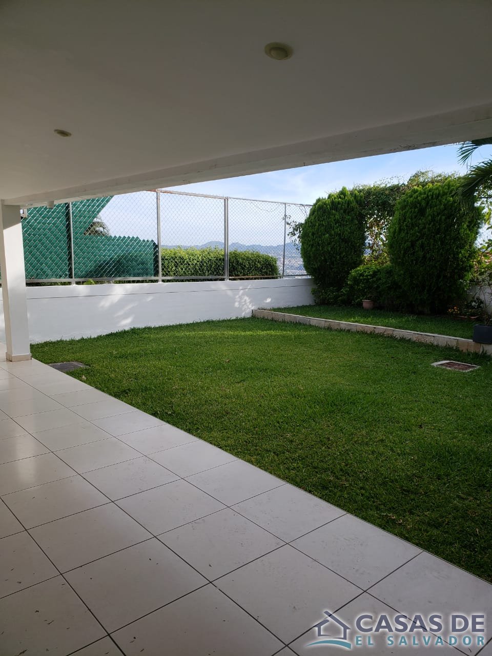 Cumbres de Escalon Moderna y Remodelada, Amplio Jardin — foto 9