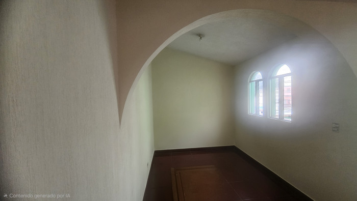 RENTO CASA USO COMERCIAL O VIVIENDA EN ZONA 12 — foto 2