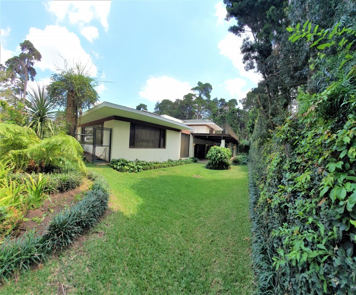 Hermosa Casa en Venta en Zona 14 Guatemala - Miniatura 8