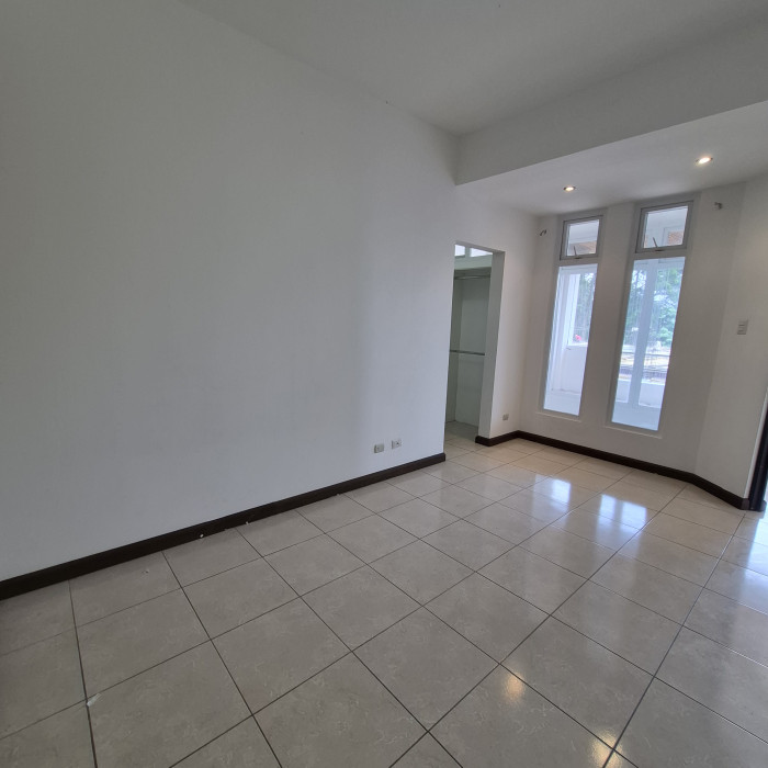 Apartamento en Renta en Kanajuyu 2 Zona 16 - Miniatura 13