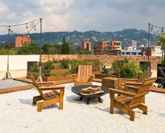 Venta de apartamento casi nuevo Edificio Itaca, zona 15 - Miniatura 7