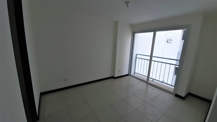APARTAMENTO en venta Zona 7 Mateo Flores CITYMAX - Image 2