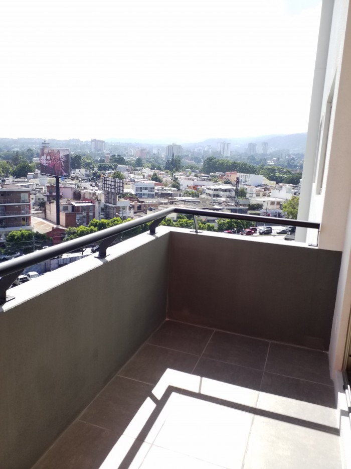 Apartamento en Alquiler en Zona 10 Guatemala - Image 3