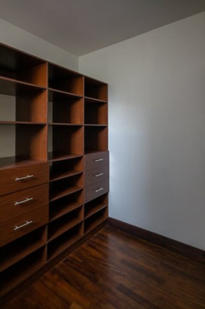 Apartamento amueblado en renta en zona 14 - Miniatura 7