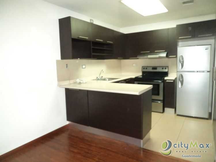 Alquiler de apartamento en zona 10 sector Ciudad Vieja - Image 3