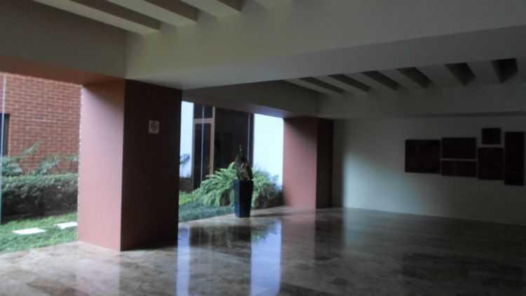 Vendo Apartamento edificio zona 10 - Image 4