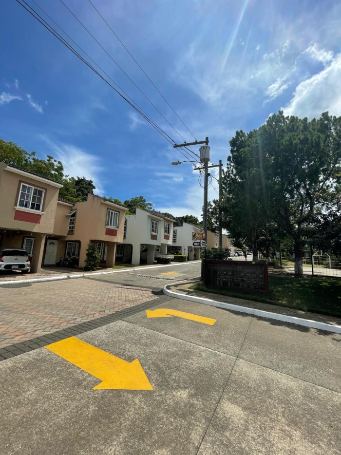 CASA EN VENTA  CONDOMINIO VIÑAS DEL SUR  FASE 2 V.N - Miniatura 2