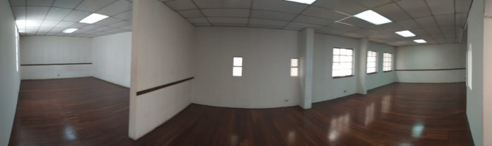 Plus Real Estate Renta amplio Local Comercial en zona 10. — foto 9