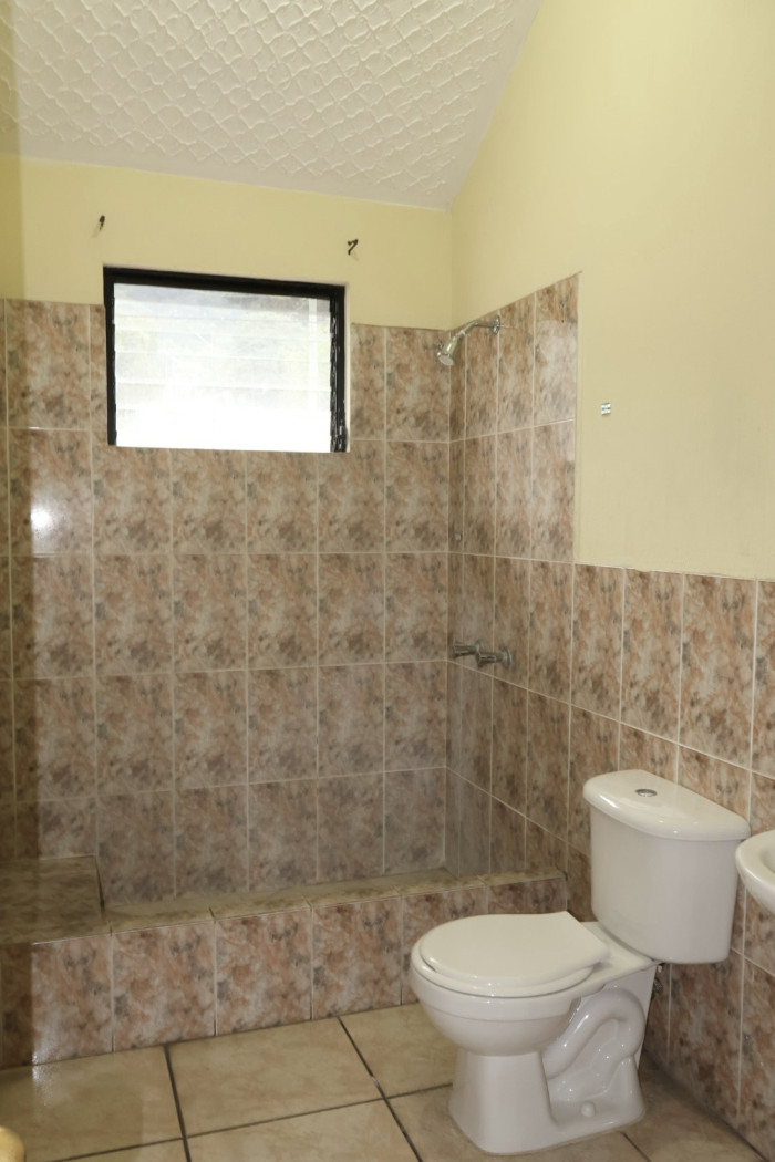 Condominio Pinares de Castilla- Casa en renta - 14