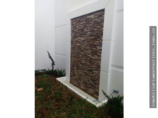 CASA CUATRO DORMITORIOS, EN CONDOMINIO DE ZONA 16 — foto 13