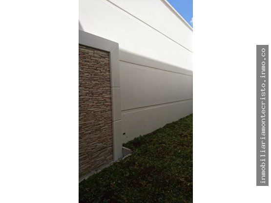 CASA CUATRO DORMITORIOS, EN CONDOMINIO DE ZONA 16 — foto 11