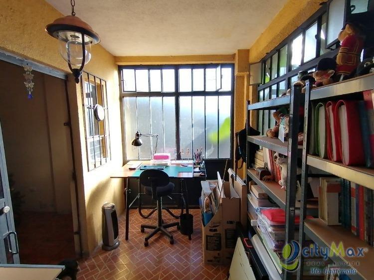 Casa en venta en el Sector B-1 de San Cristobal - Miniatura 4