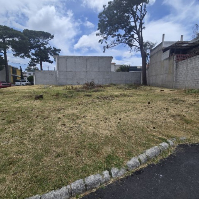 Terreno en Venta Pinares de San Cristóbal, Zona 8 Mixco - Image 4