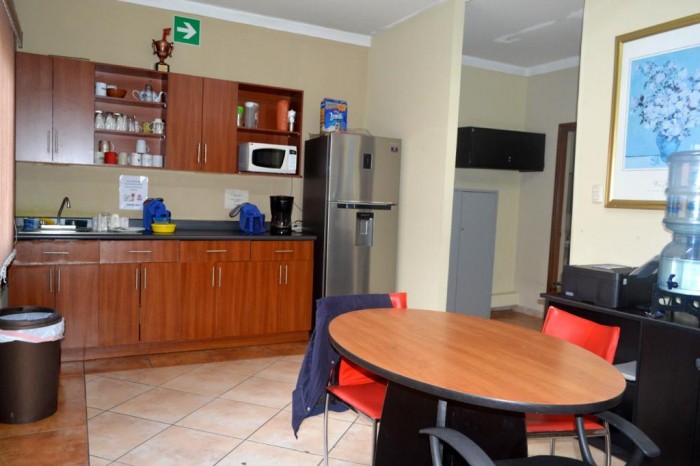 Venta de Ofibodega dentro de Empresarial  zona 4 Mixco - Miniatura 13