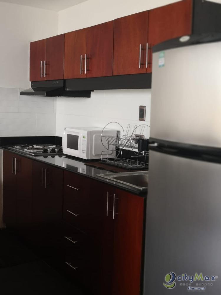 RENTO HERMOSO APARTAMENTO AMUEBLADO EN ZONA 13 - Image 2