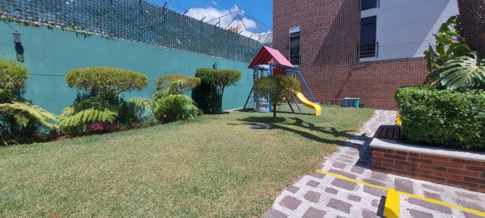 Casa en Condominio en Renta en zona 14 Guatemala - Miniatura 12