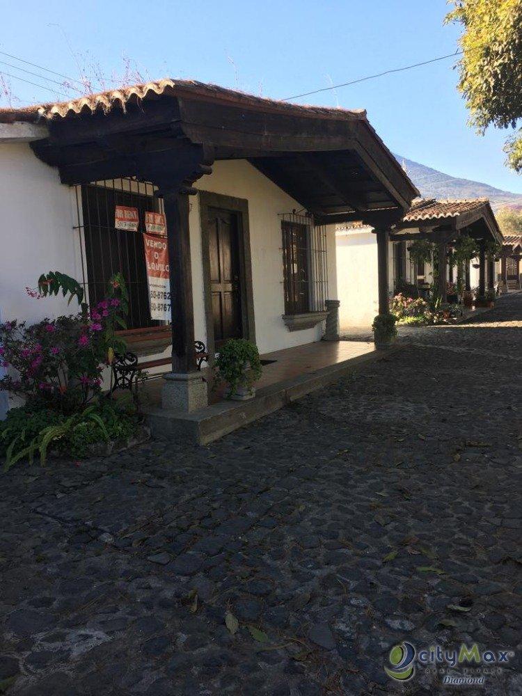 En venta casa San Pedro Las Huertas Antigua Guatemala