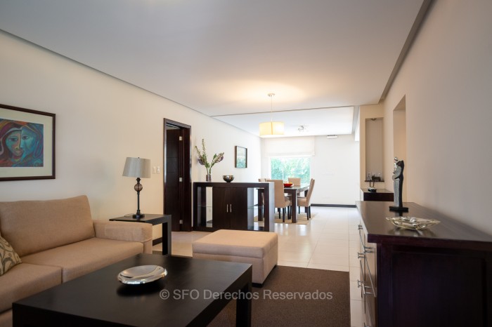Apartamento Amueblado en Renta Zona 10 - Image 1
