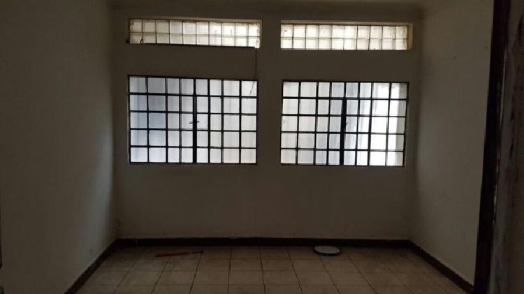 BODEGA INDEPENDIENTE EN RENTA / VENTA EN ZONA 10