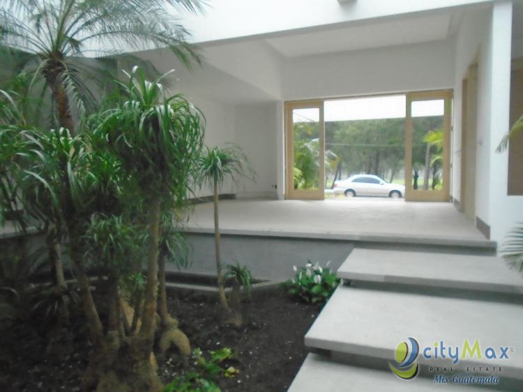Casa en Hacienda Nueva Country Club - Image 1