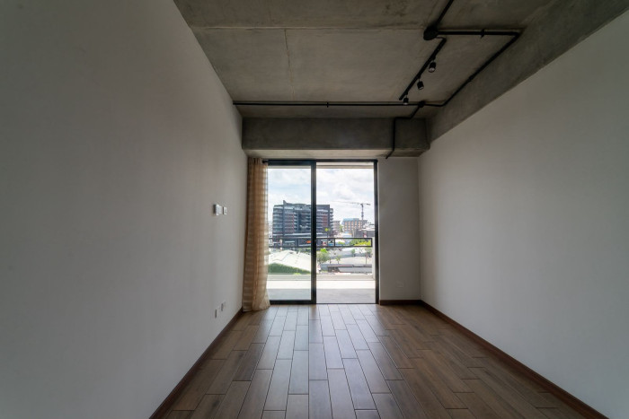 Apartamento en renta en zona 4 - Image 2
