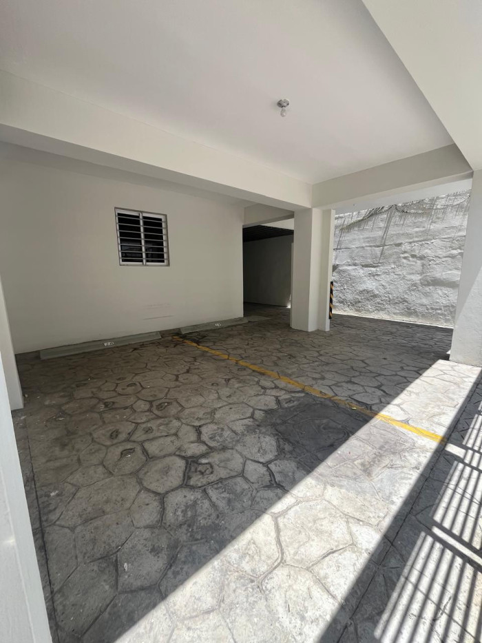 Apartamento con Terraza en Alquiler En Mirador Norte - 1