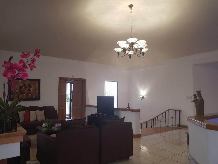 Linda casa en venta en San Cristobal — foto 2
