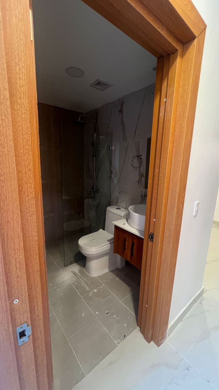 En Alquiler Apartamento en Gazcue cerca del Palacio DN - 12