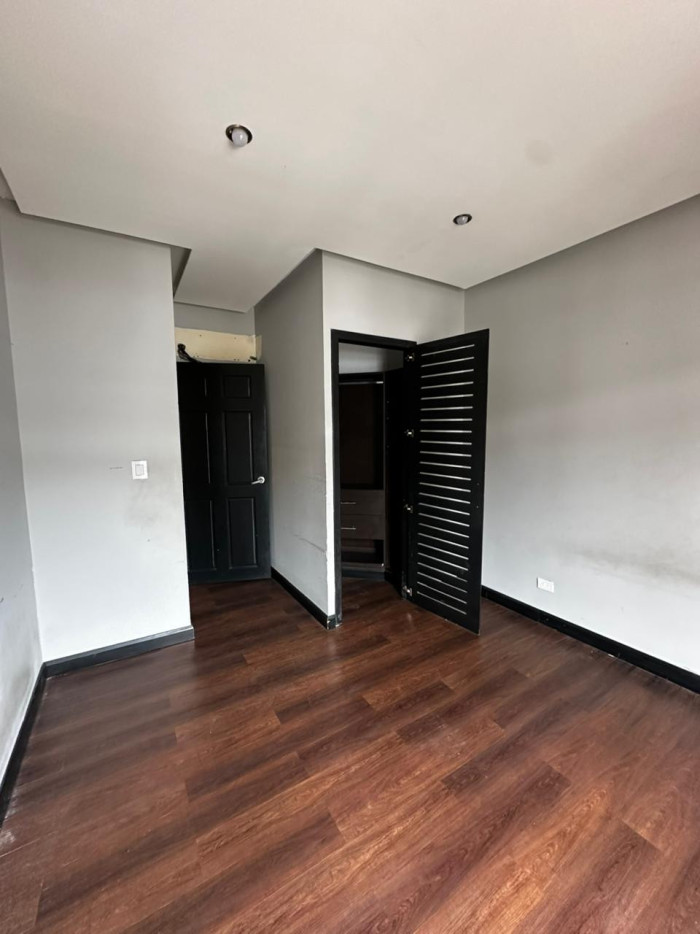 Hermosa Casa en Venta en Pozos de Santa Ana - 4