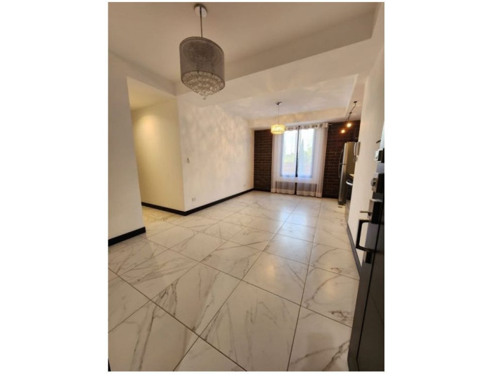 APARTAMENTO ZONA 15 - Miniatura 5