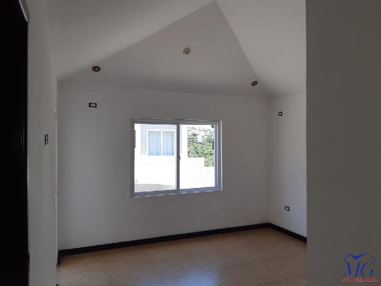 Se vende casa, Condominio Bermeja