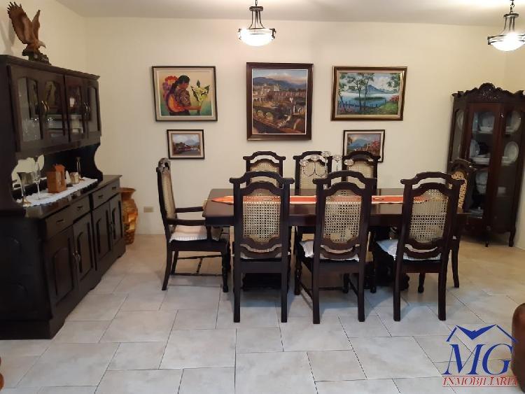 VENDO/RENTA CASA A MEDIA CUADRA AVENIDA LAS AMERICAS ZO