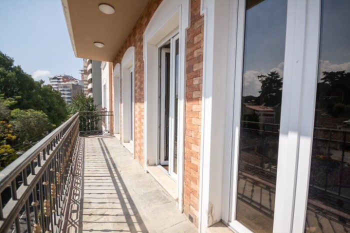 Apartamento amueblado en renta en zona 14 - Image 3