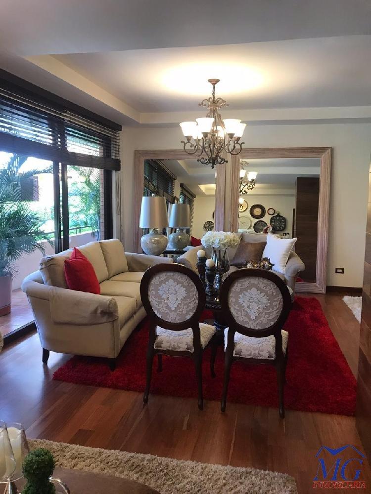 VENDO APARTAMENTO EN ZONA 10 OAKLAND