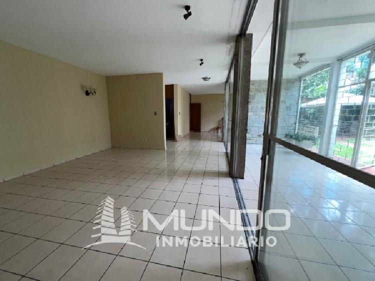 CASA IDEAL PARA OFICINAS EN RENTA ZONA 10