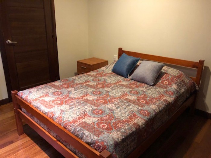 Apartamento amueblado en renta en zona 10 Guatemala - Miniatura 16