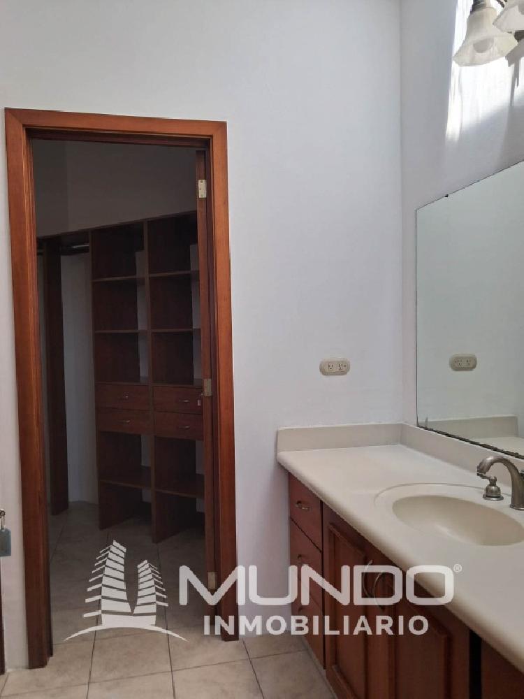 CASA EN RENTA EN KM 22 CARRETERA A EL SALVADOR — foto 7