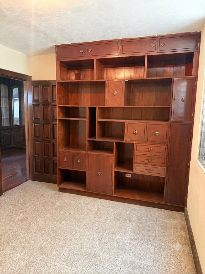 Casa sobre vía principal en Venta en Lourdes Zona 17 - Miniatura 10