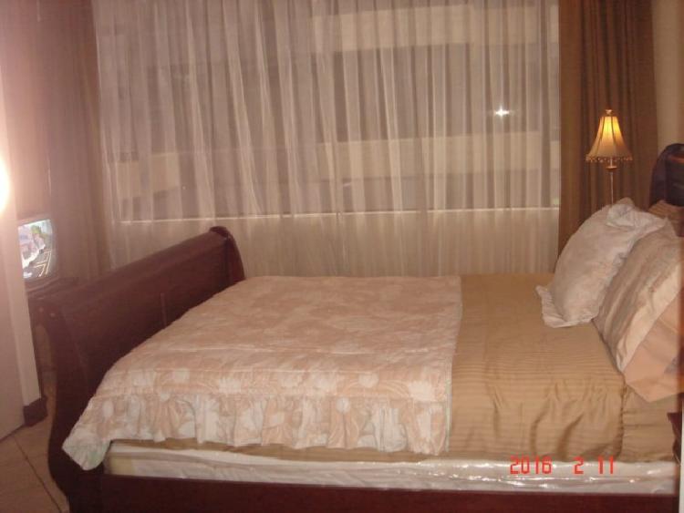Rento bonito apartamento en zona 10 — foto 4