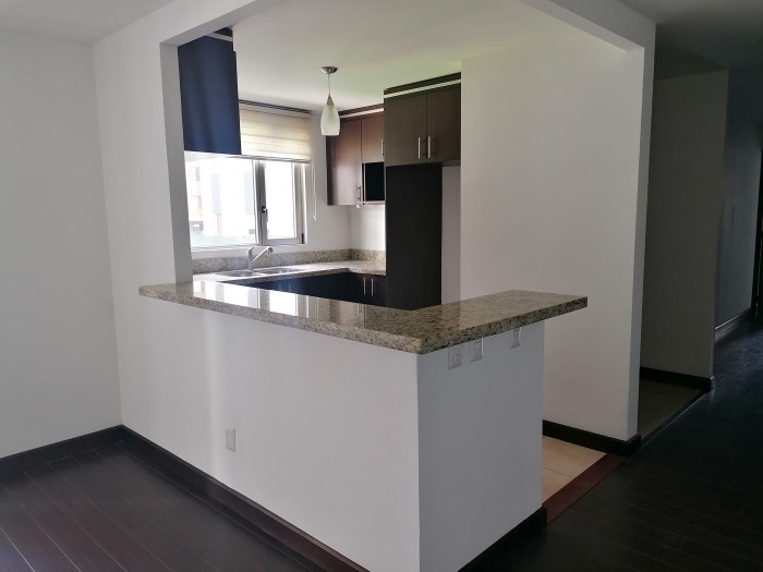 Apartamento en venta de 3 habitaciones en zona 14 - Image 4