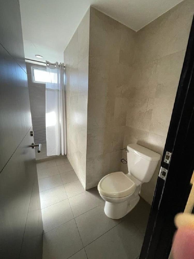 APARTAMENTO EN RENTA – EDIFICIO 19DIEZ | ZONA 10 — foto 9
