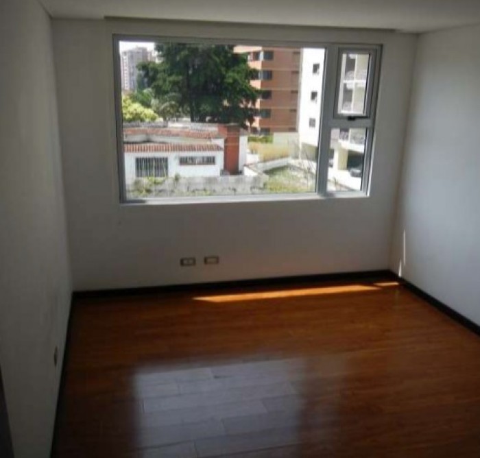 RENTA en Torre 14, Apartmento en Zona 14 - Image 2