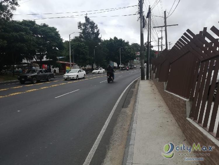 Alquiler d Local en Plaza Hincapie zona 13 - Miniatura 4