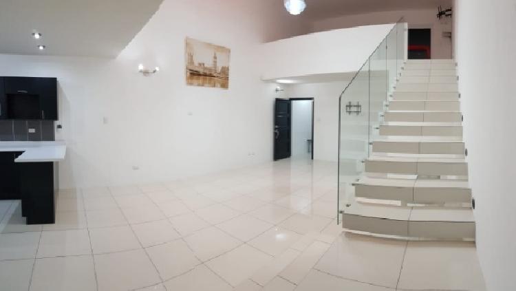 APARTAMENTO TIPO LOFT EN RENTA EN HACIENDA REAL ZONA 16 — foto 3