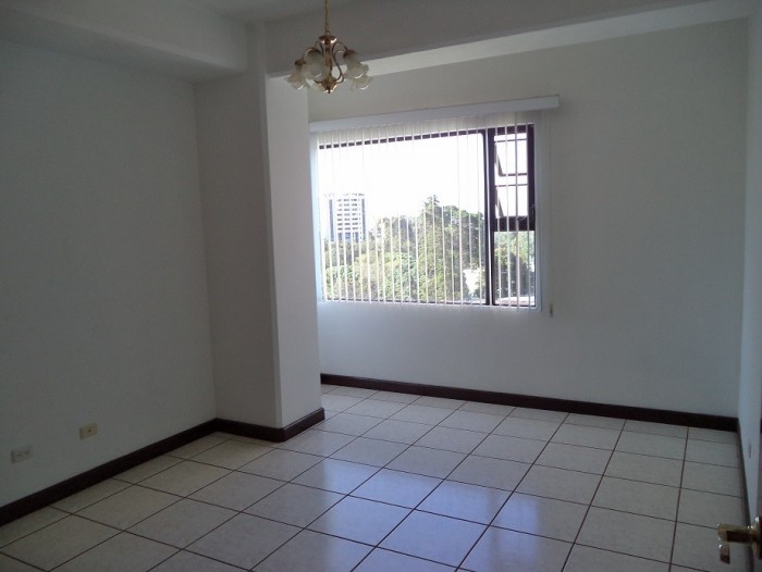 Plus Real Estate renta apartamento en zona 15 — foto 14