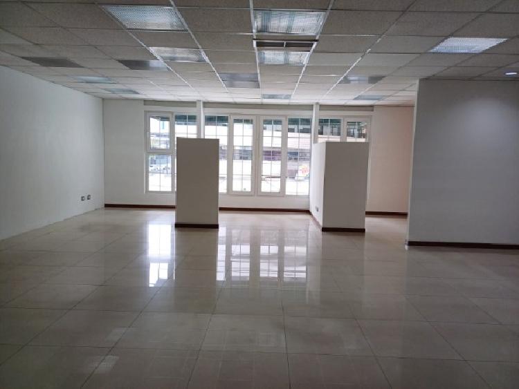 OFICINA EN RENTA EN ZONA 10 — foto 14