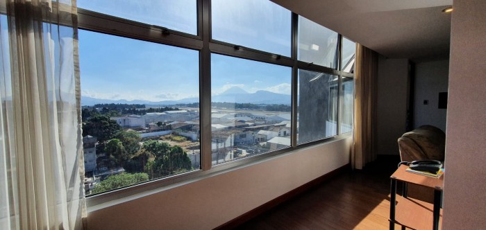 Apartamento amueblado en alquiler en zona 13 TorreNova — foto 4