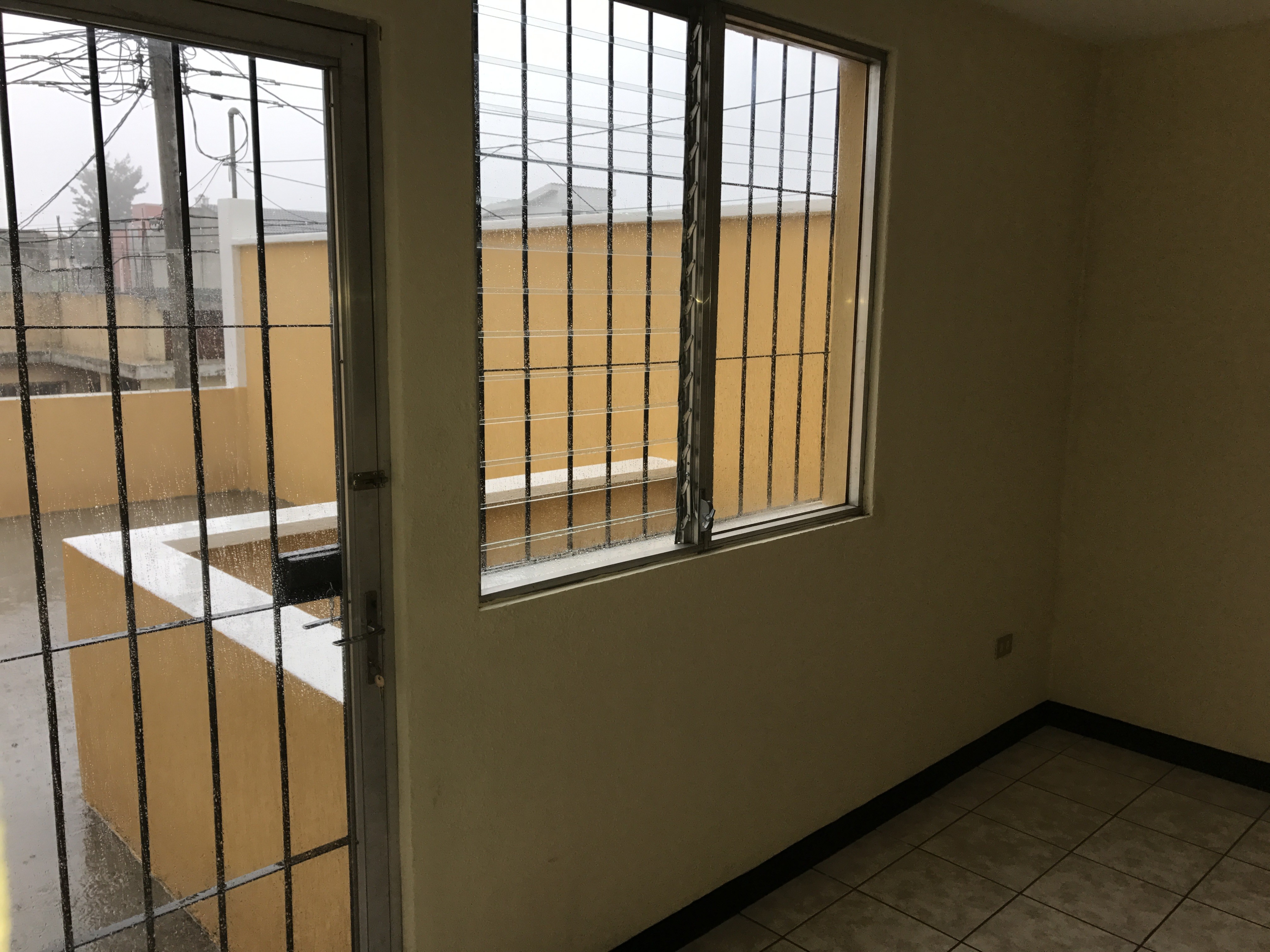 Rento casa 2 niveles, condominio Residencial - 11