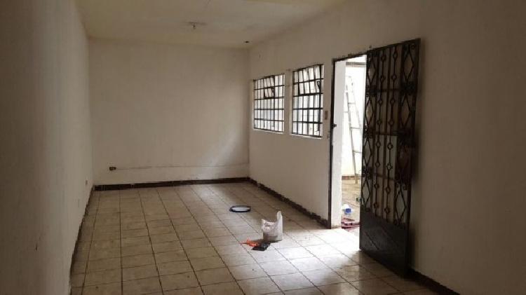 BODEGA EN VENTA EN ZONA 10 — foto 3